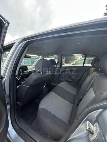 Opel Astra-8