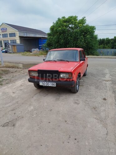 LADA (VAZ) 2107-1