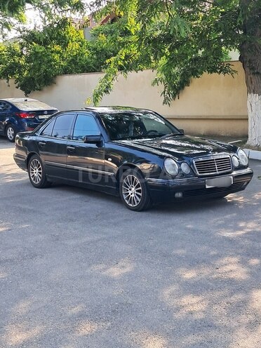 Mercedes E 280-15