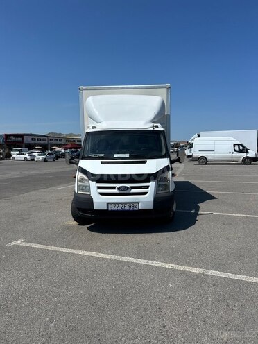 Ford Transit-1