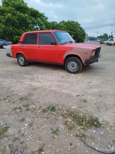 LADA (VAZ) 2107-2