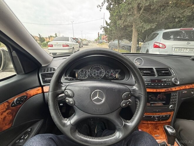 Mercedes E 220-5