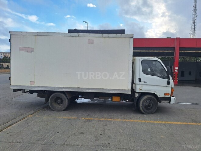 Hyundai HD-65-4