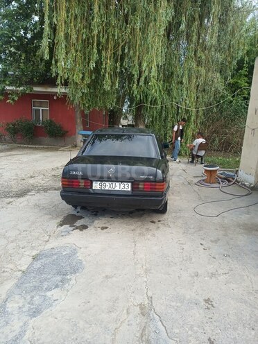 Mercedes 190-3