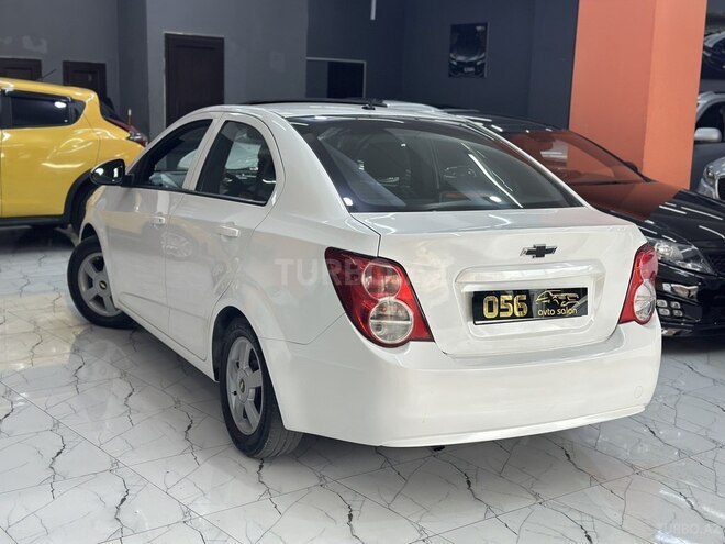 Chevrolet Aveo-9
