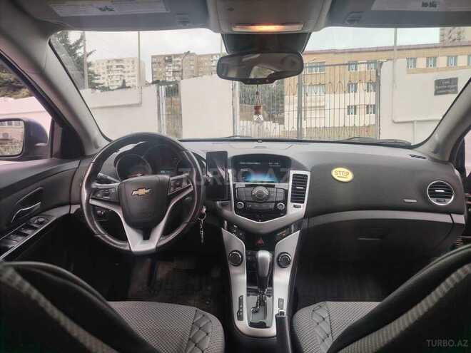 Chevrolet Cruze-6