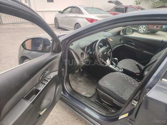 Chevrolet Cruze-9
