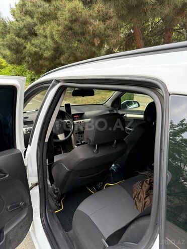 Opel Astra-18