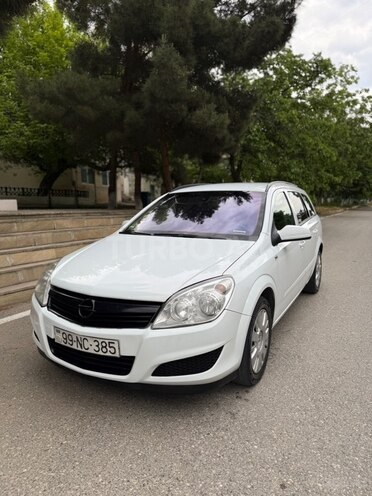 Opel Astra-11