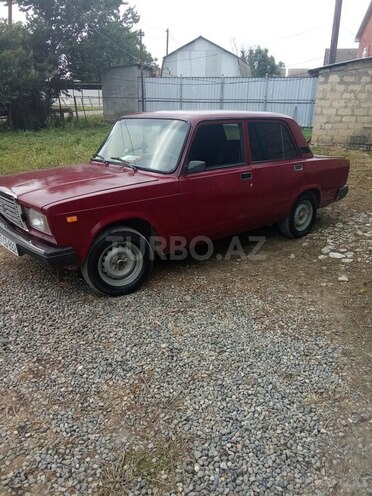 LADA (VAZ) 2107-2