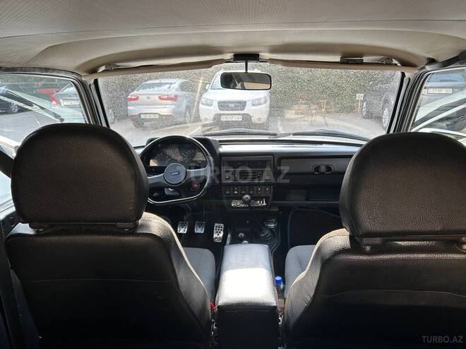 LADA (VAZ) Niva-6