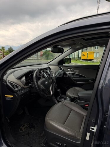 Hyundai Santa Fe-9