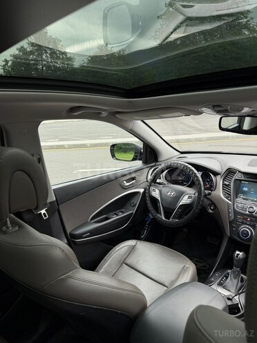 Hyundai Santa Fe-14