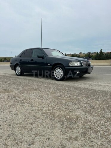 Mercedes C 200-4