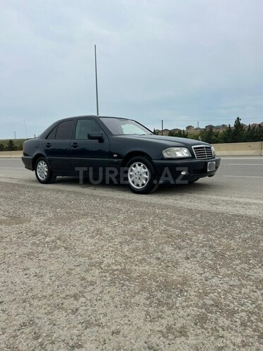 Mercedes C 200-3