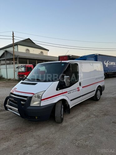 Ford Transit-2