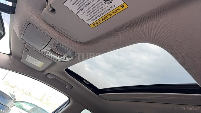 Hyundai Elantra-11