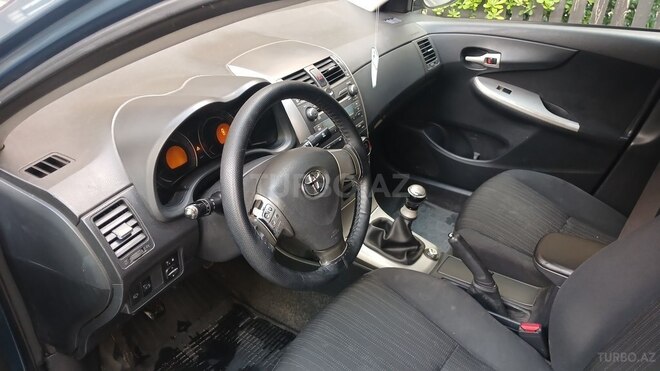Toyota Corolla-5
