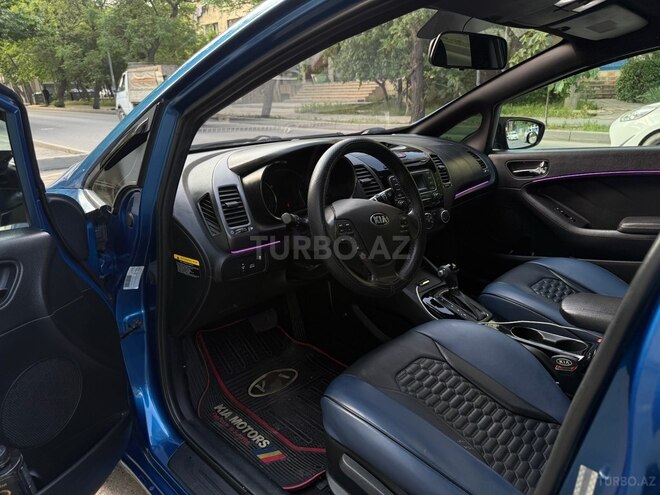 Kia Forte-12