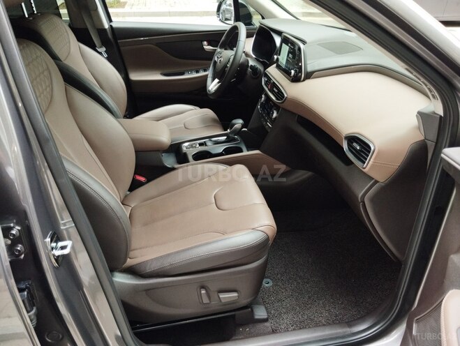 Hyundai Santa Fe-9