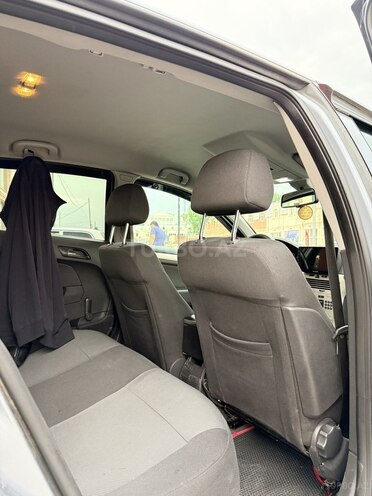 Opel Astra-10