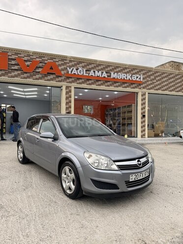 Opel Astra-2