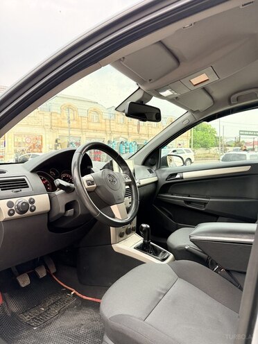 Opel Astra-9