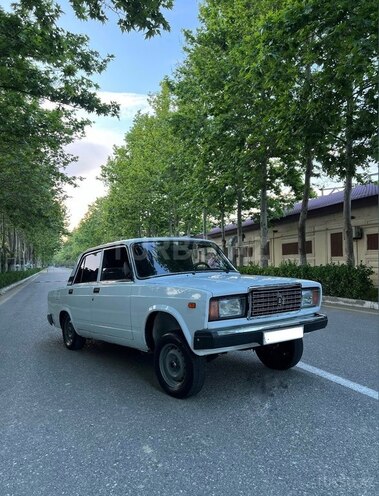 LADA (VAZ) 2107-2