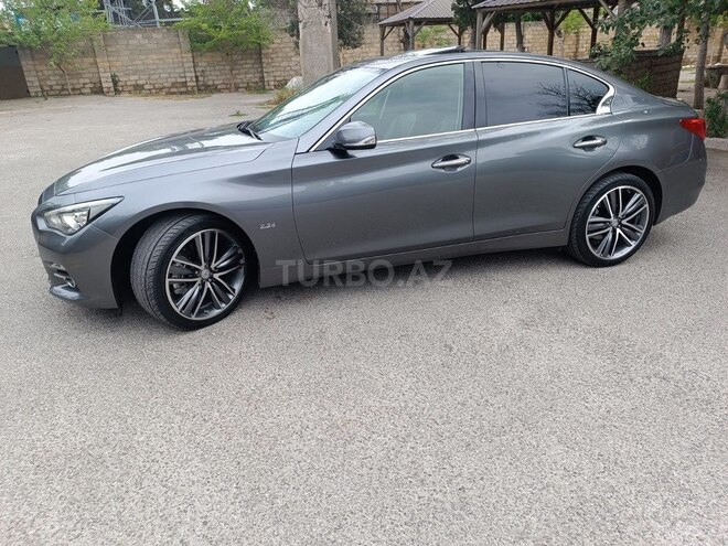 Infiniti Q50-6