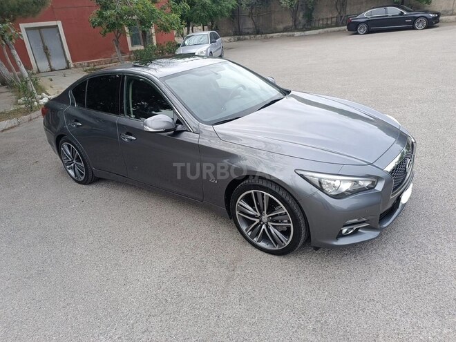 Infiniti Q50-17