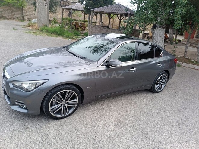 Infiniti Q50-12