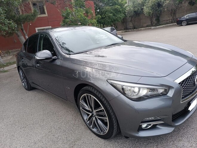 Infiniti Q50-10