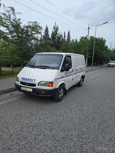 Ford Transit-1