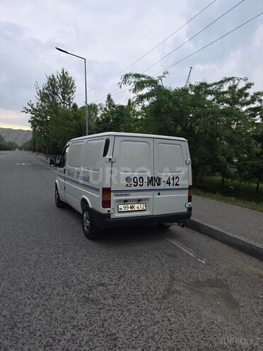 Ford Transit-2
