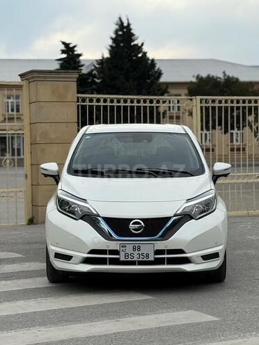 Nissan Note-1