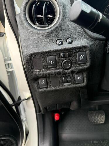 Nissan Note-9