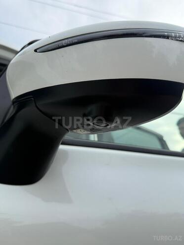Nissan Note-15