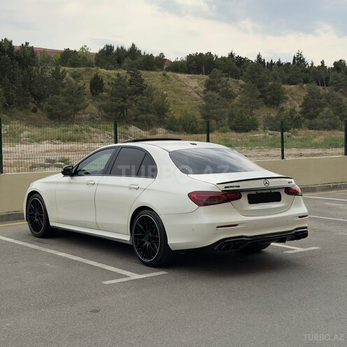 Mercedes E 300-7