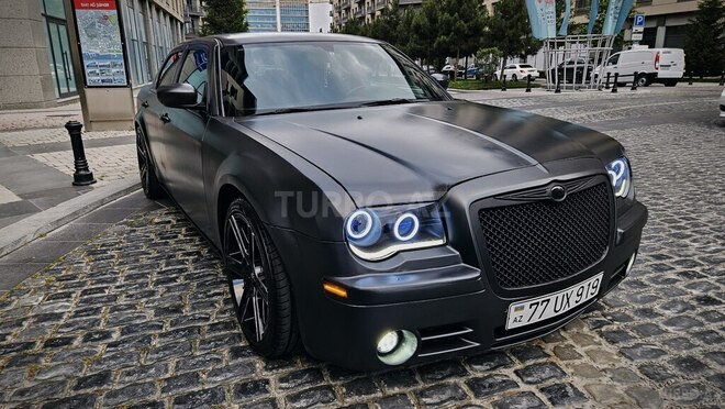Chrysler 300C-1