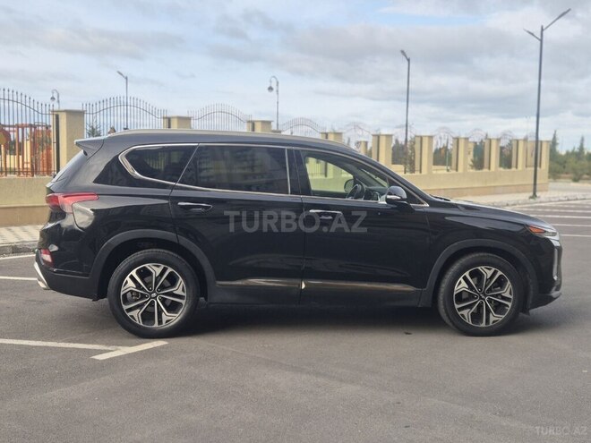 Hyundai Santa Fe-5