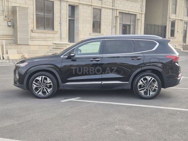 Hyundai Santa Fe-6
