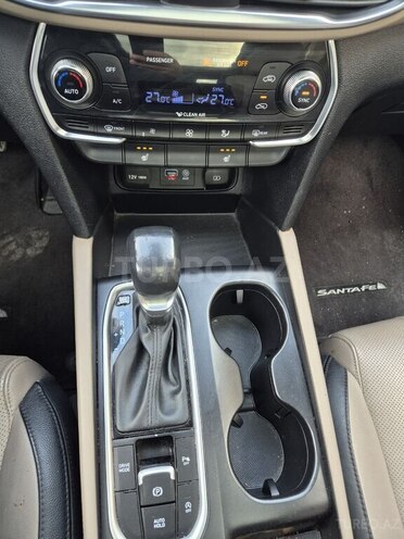 Hyundai Santa Fe-9
