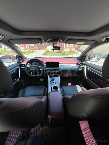Geely Coolray-12