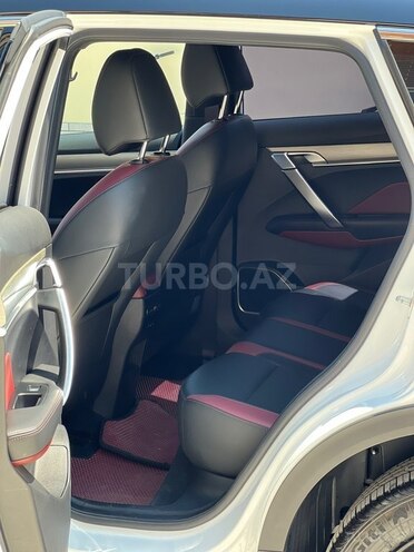 Geely Coolray-9