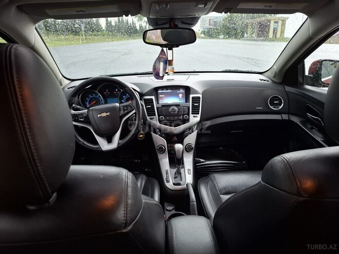Chevrolet Cruze-4