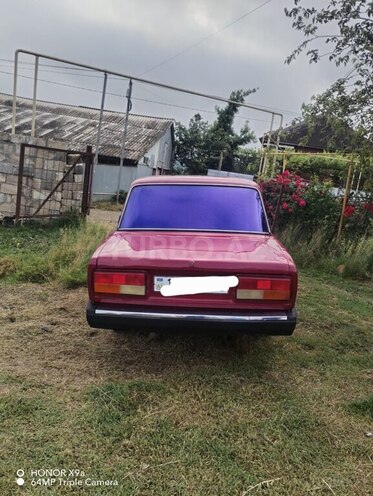 LADA (VAZ) 2107-2