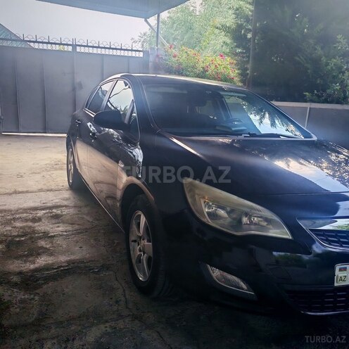 Opel Astra-2