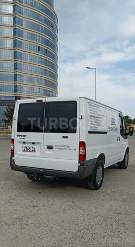 Ford Transit-2