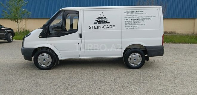 Ford Transit-4