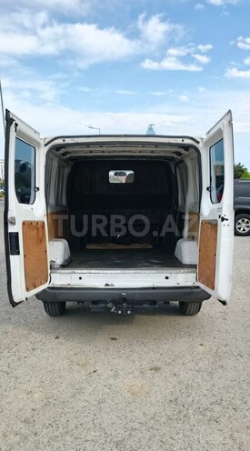 Ford Transit-6